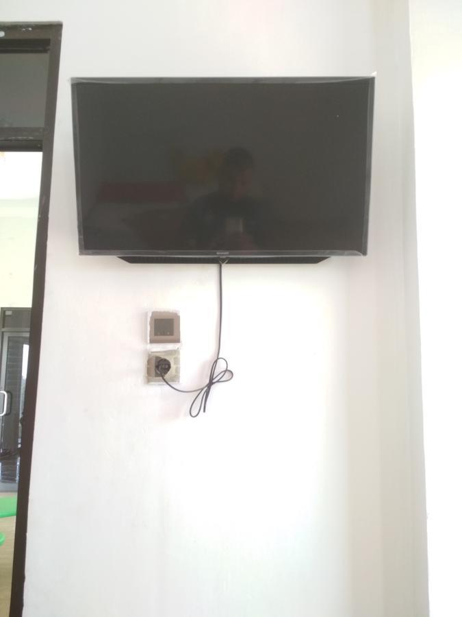 Almira Homestay Jambi Eksteriør billede