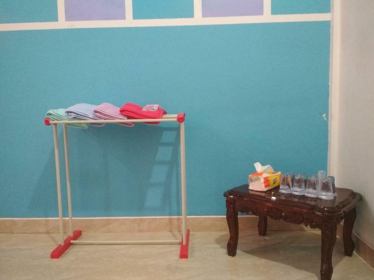 Almira Homestay Jambi Eksteriør billede