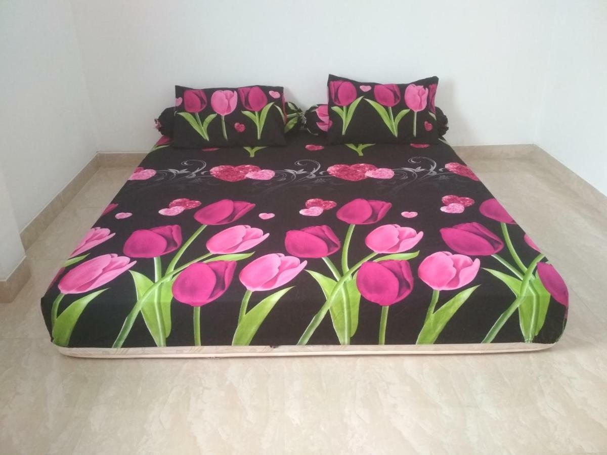 Almira Homestay Jambi Eksteriør billede